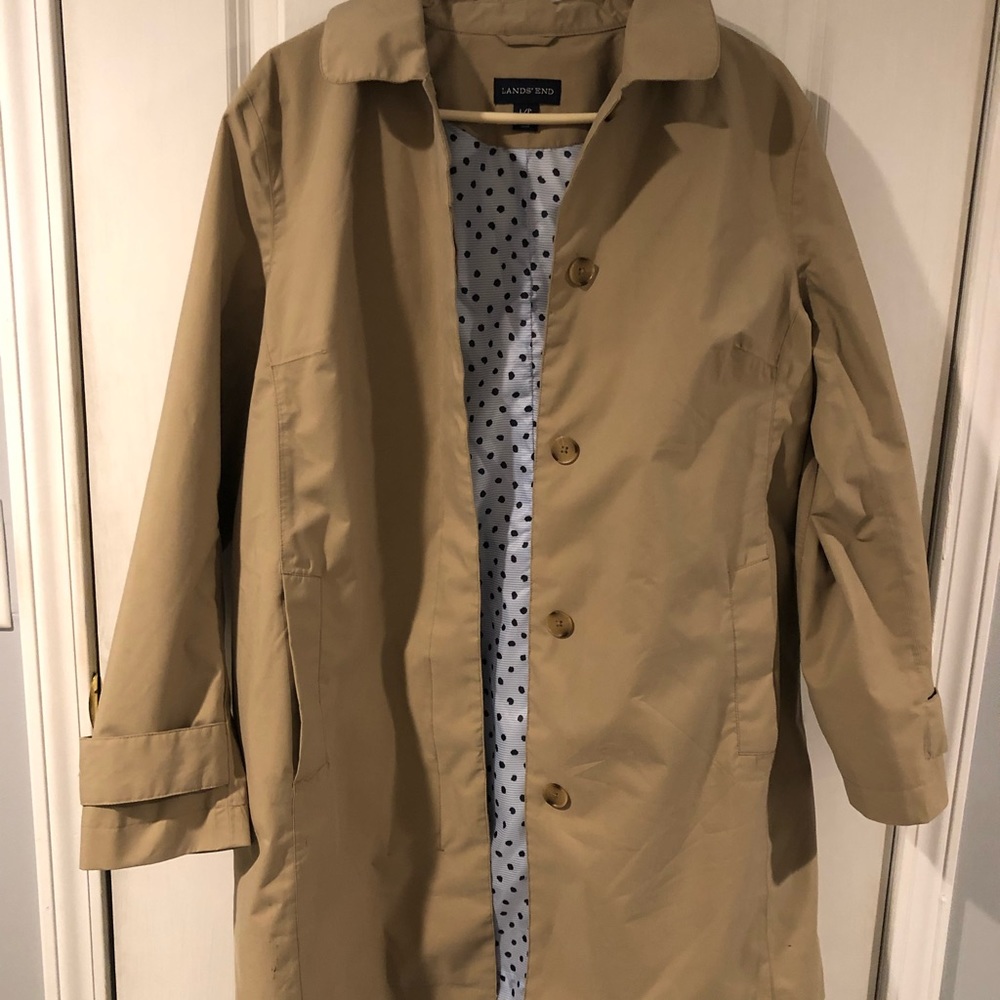 Spring/Fall lightweight khaki trench coat